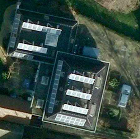 Op een gebouw van een financieel makelaar in Harmelen hebben wij zonnepanelen gelegd. De zonnepanelen op het platte dak kunnen versteld worden afhankelijk van het seizoen, zodat de zonnepanelen het hele jaar door meer stroom opwekken.\\n\\n07-06-2012 15:36